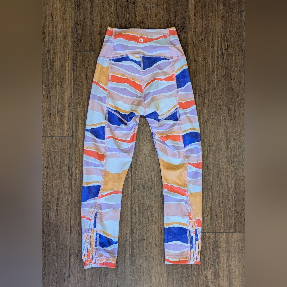 Lululemon Bleacher Cross White Iris Size XXS